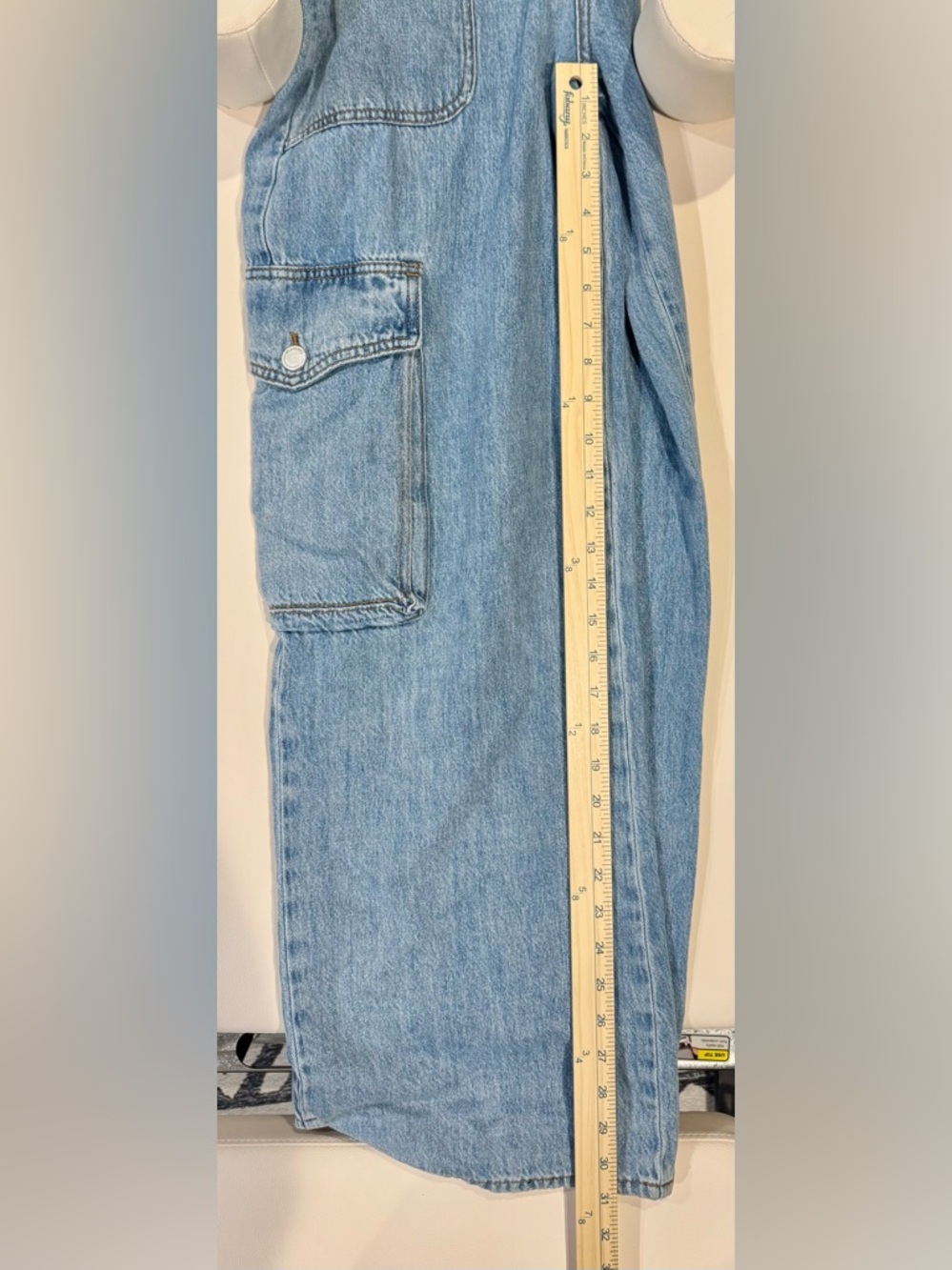 Blank NYC Franklin Light Blue Wide-Leg Cargo Jeans - Picture 9 of 11